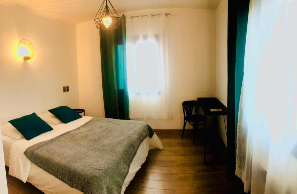 Les Chambres De La Bourse Pont-Saint-Esprit Zewnętrze zdjęcie